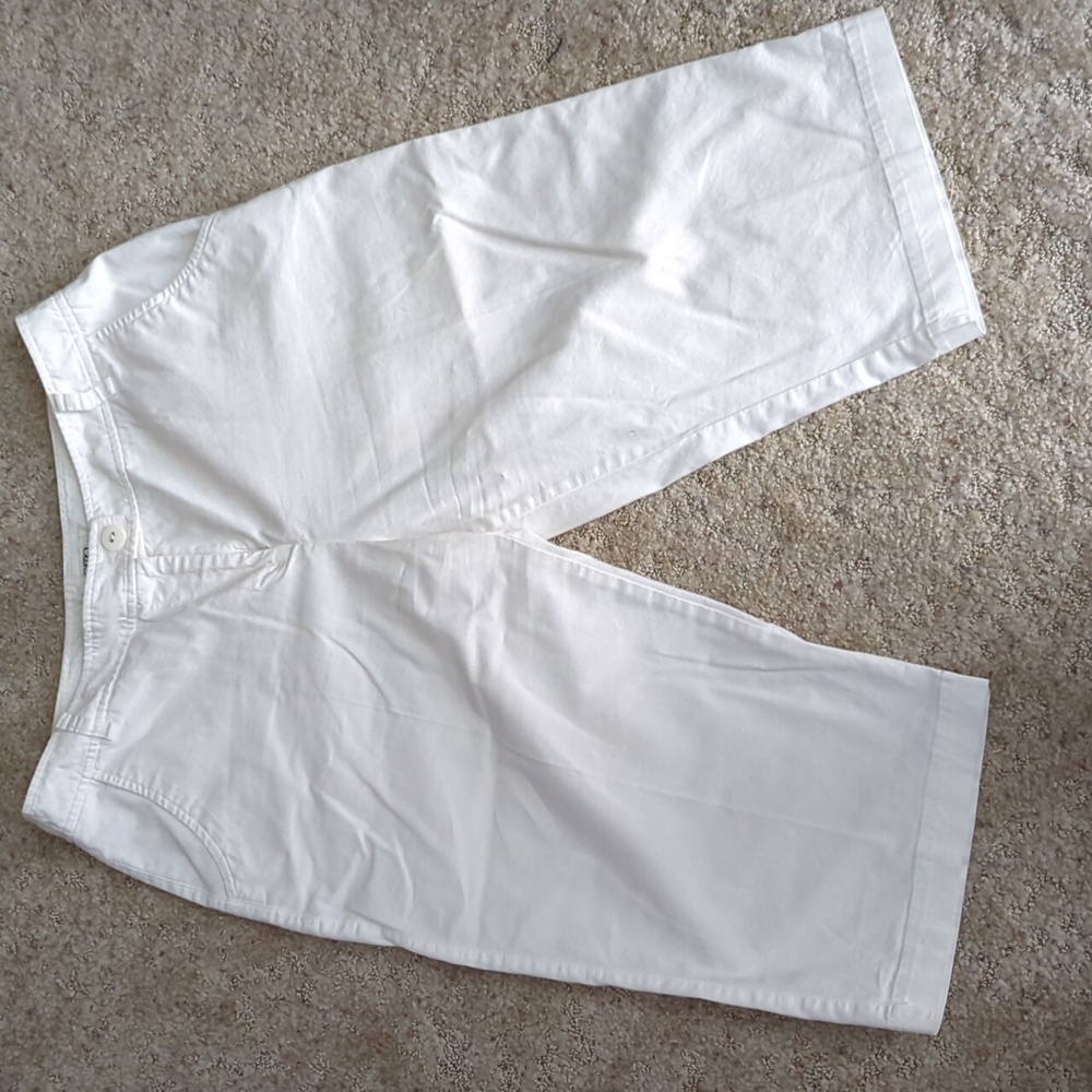 White cotton Capri